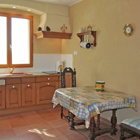 Spacious In France With Pool فيلة