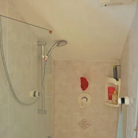 فيلة Spacious In France With Pool Floressas