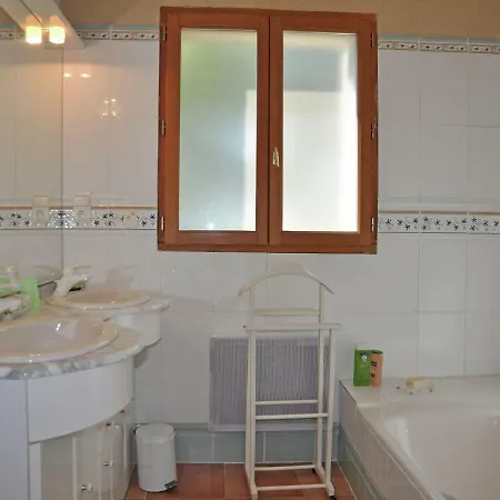Spacious In France With Pool * Floressas