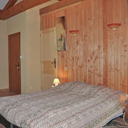 Spacious In France With Pool فيلة